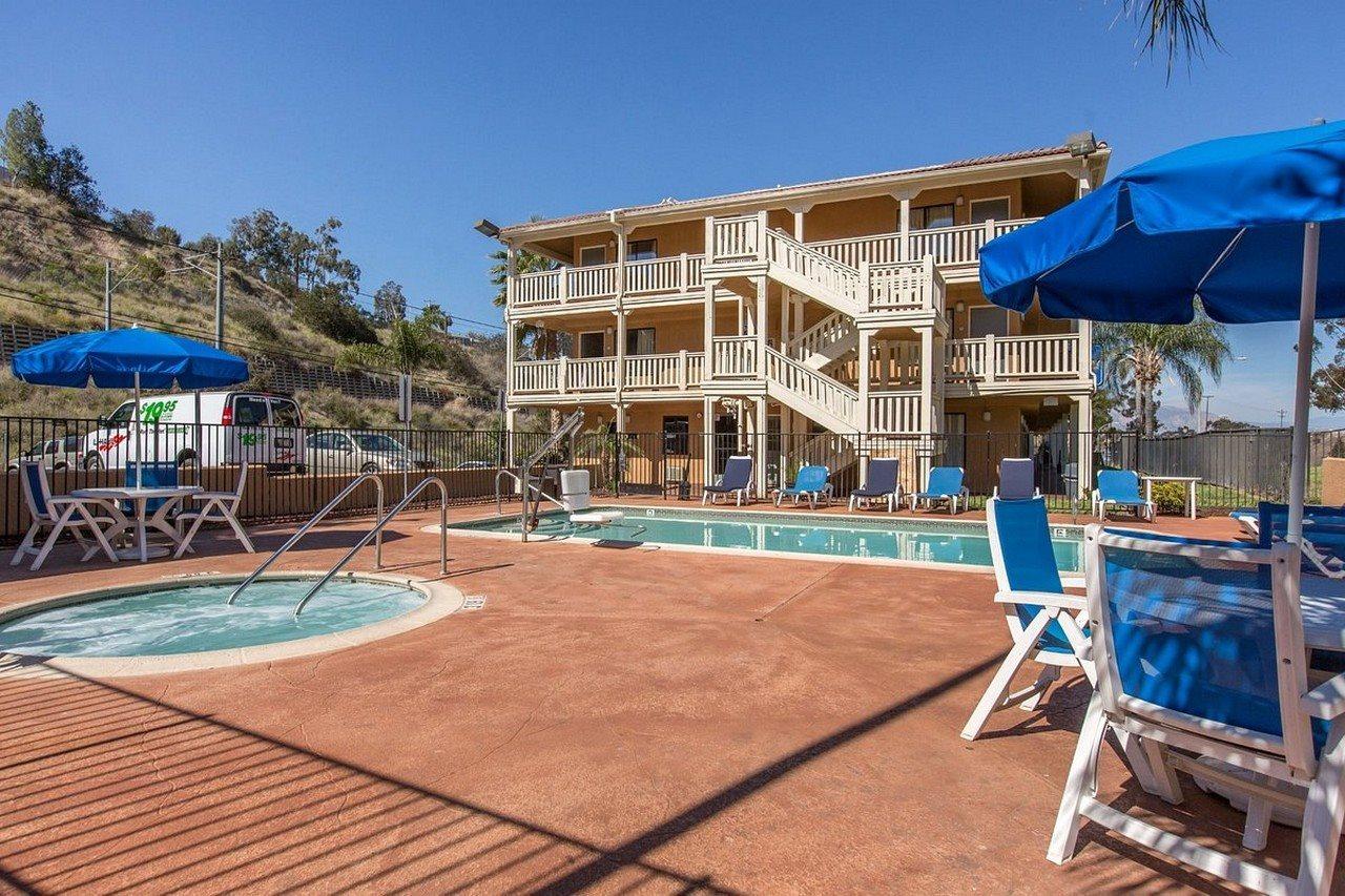 Rodeway Inn & Suites El Cajon San Diego East Exteriör bild