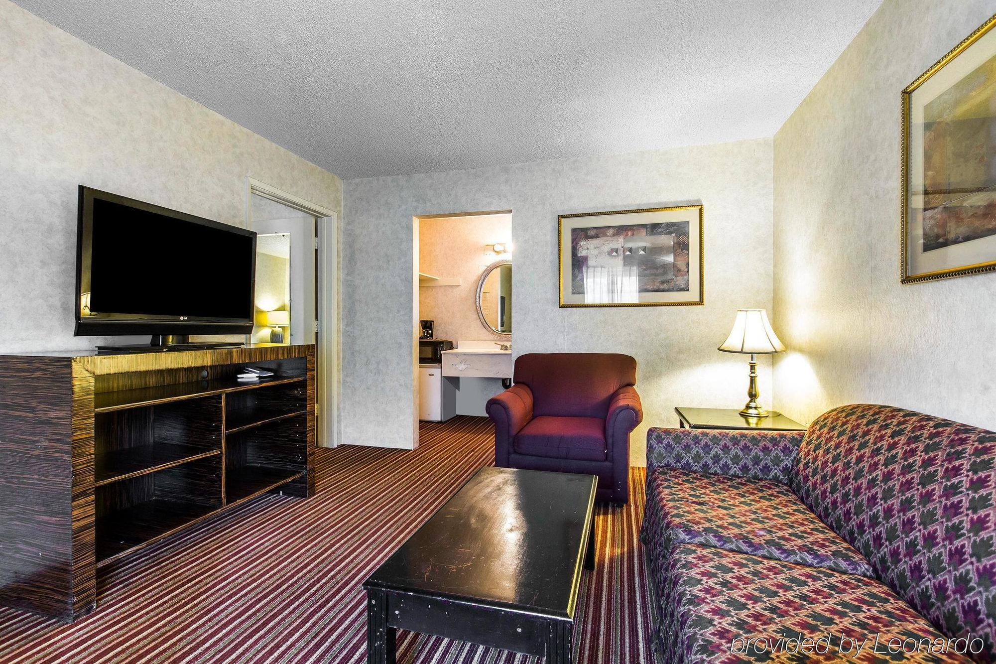 Rodeway Inn & Suites El Cajon San Diego East Exteriör bild
