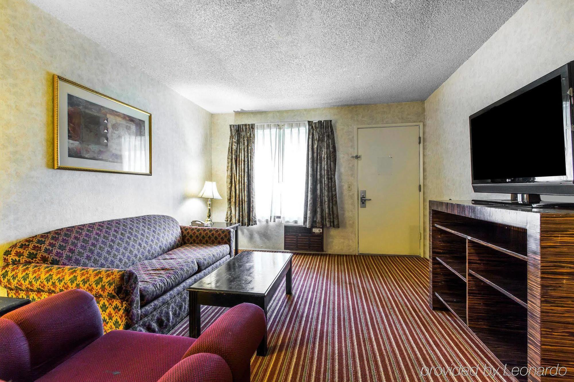 Rodeway Inn & Suites El Cajon San Diego East Exteriör bild